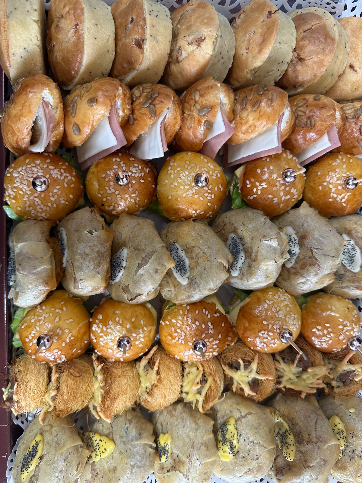 بلاتو الذوق الرفيع بالبسطيلة